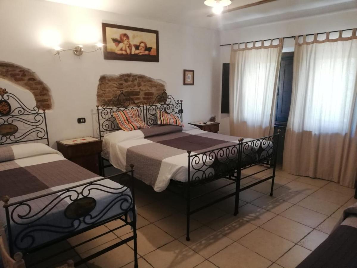 Ca'Silvia Panzió San Savino  Kültér fotó